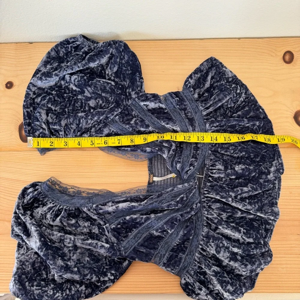 FREE PEOPLE Yours Truly Dark Blue Velvet Peplum Blouse Top Keyhole Cutout XS